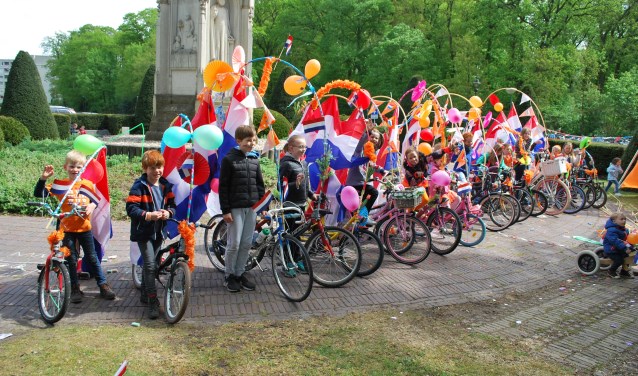 Fietsversierders op Koningsdag 